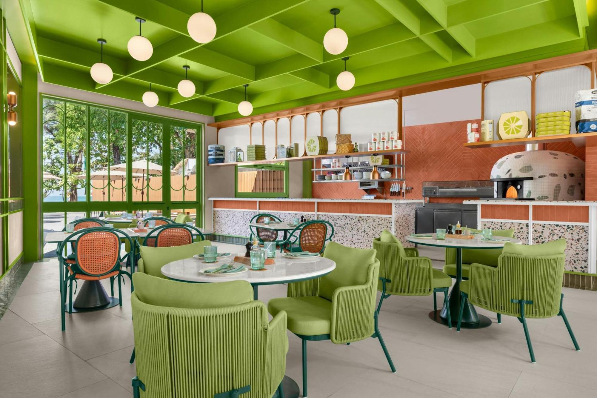 Courtyard By Marriott Phuket, Resort