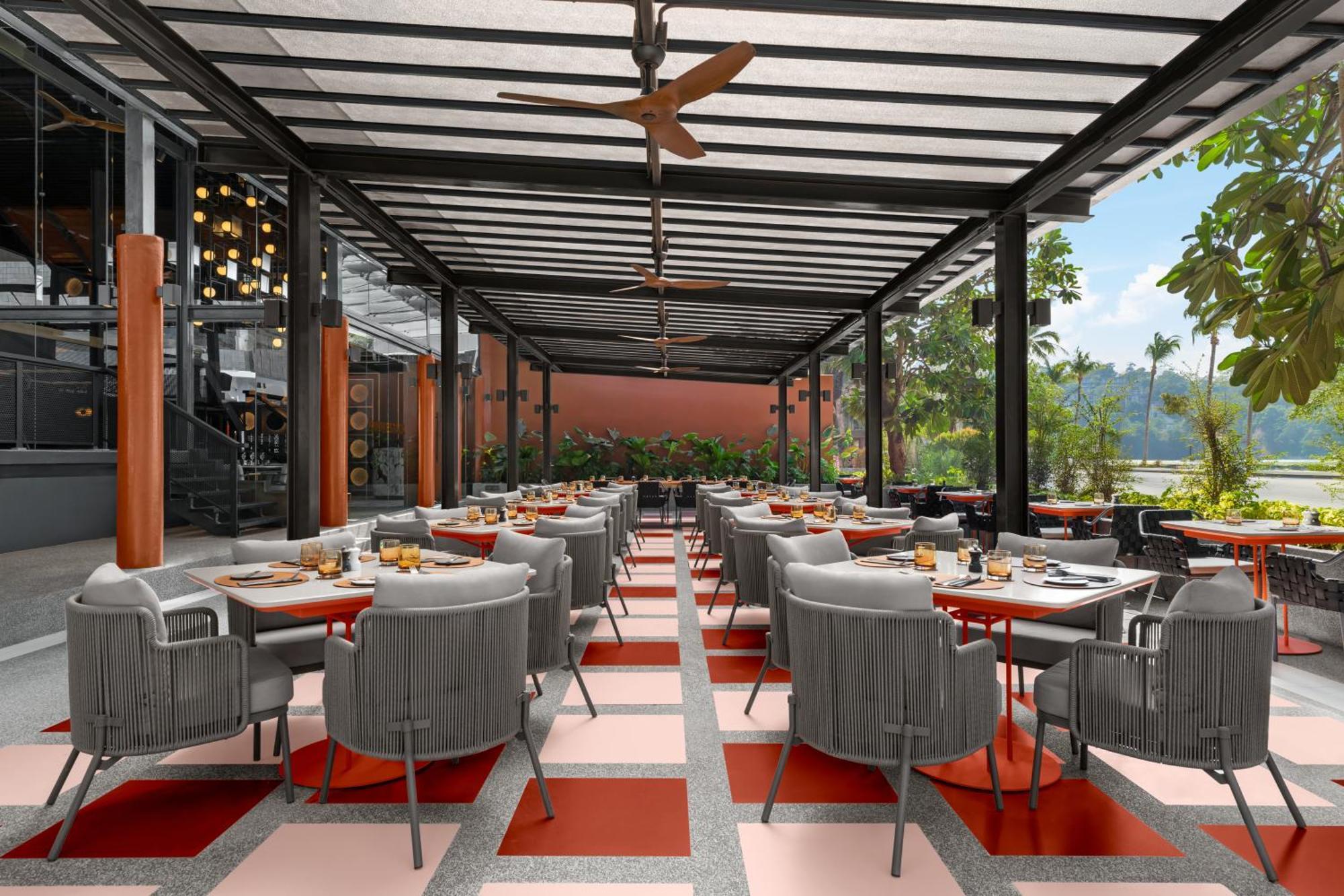 Semesteranläggning (resort) Courtyard By Marriott Phuket,