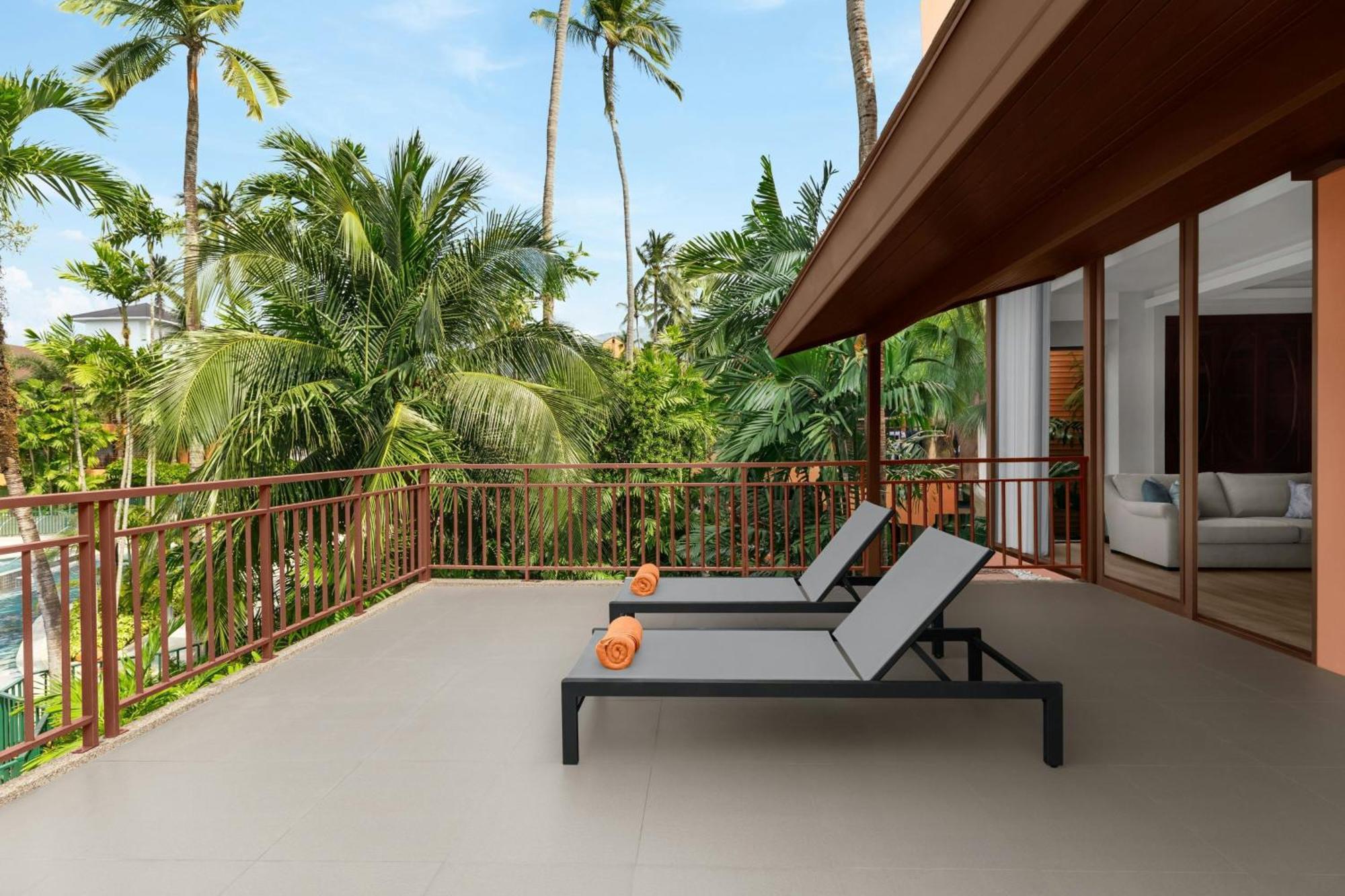 Semesteranläggning (resort) Courtyard By Marriott Phuket, Patong